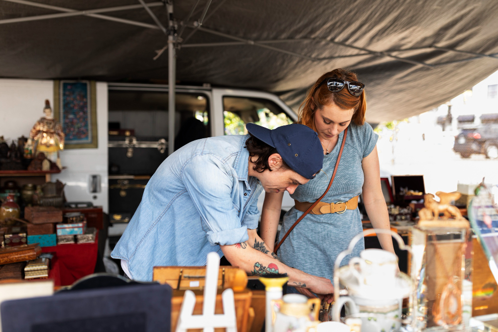 Best-Selling Gifts: What Is the Most Sold Souvenir in Orlando?