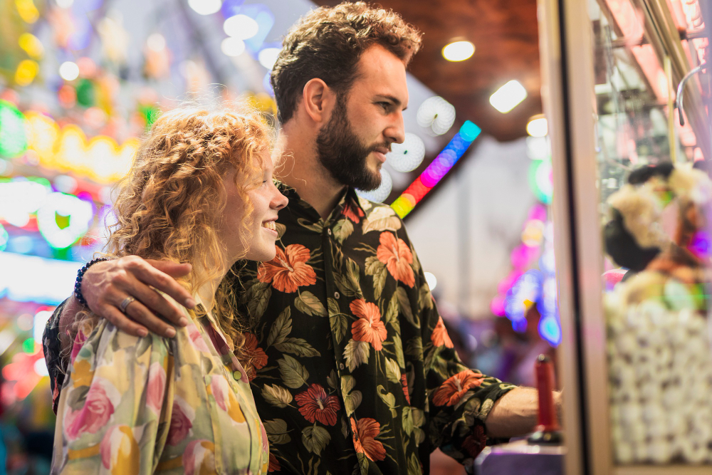 Best Souvenir Shops in Orlando: Theme Park vs. Local Stores